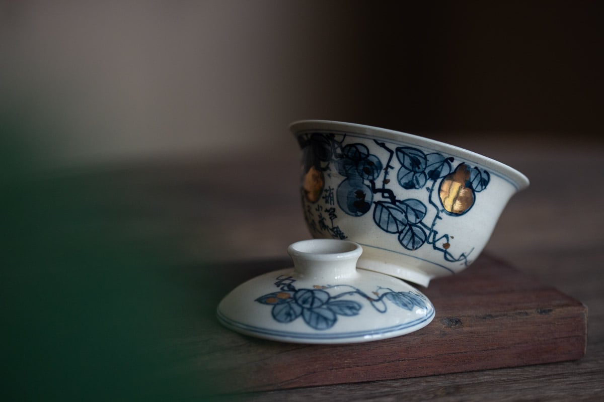 gilded qinghua gaiwan hulu 5 257 | BITTERLEAF TEAS gilded qinghua gaiwan hulu 5 257 | BITTERLEAF TEAS