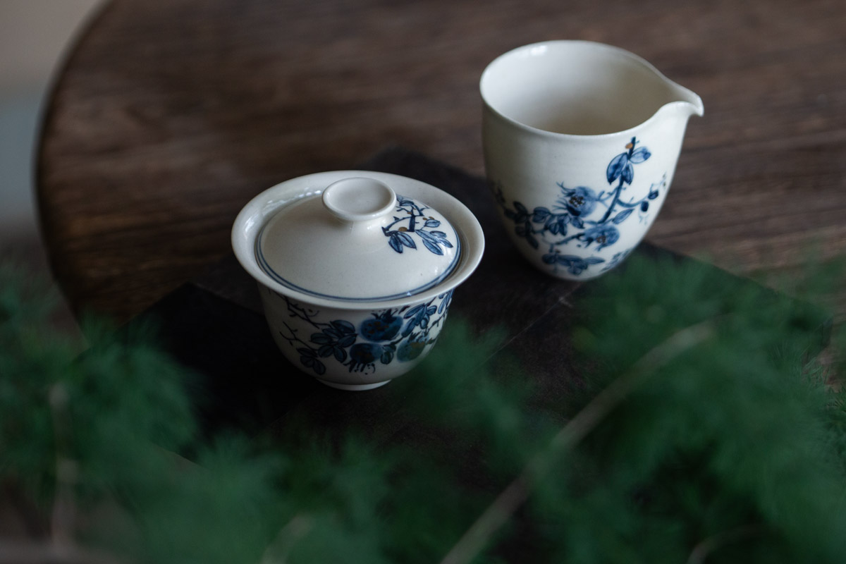 gilded qinghua gaiwan pomegranate 5 25 2 | BITTERLEAF TEAS gilded qinghua gaiwan pomegranate 5 25 2 | BITTERLEAF TEAS