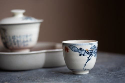 Gilded Qinghua Teacup - Small Pine