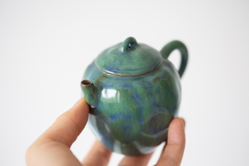 Iris Teapot - Image 5