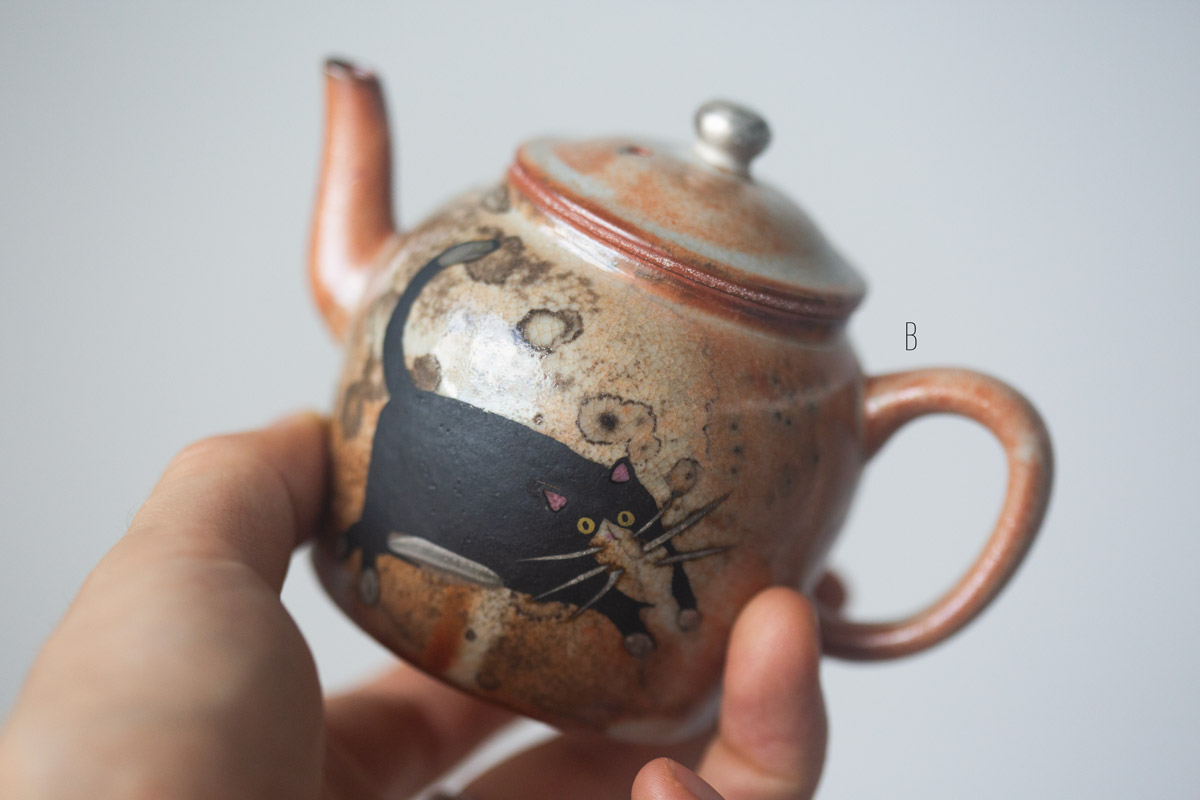 tux teapot i 11 25 3 | BITTERLEAF TEAS