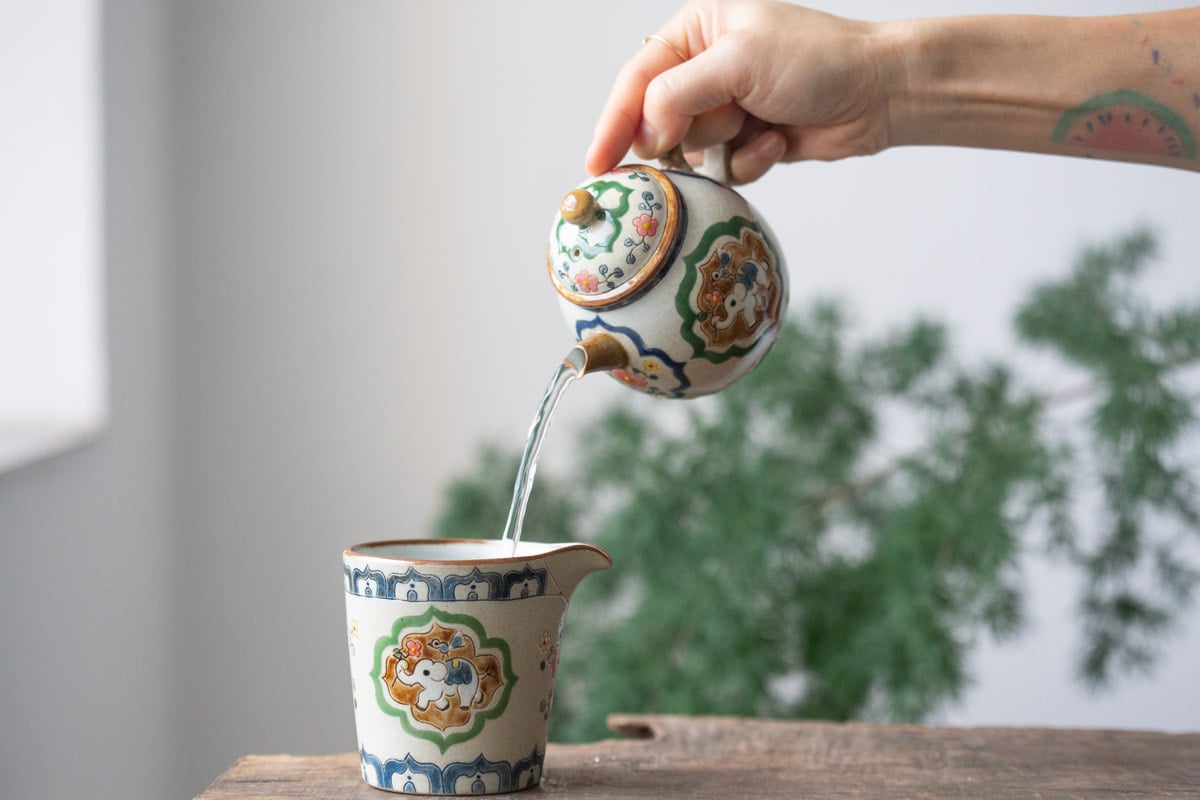 Friends of the Forest Gongdaobei - Elephant | BITTERLEAF TEAS, image size:1200x800