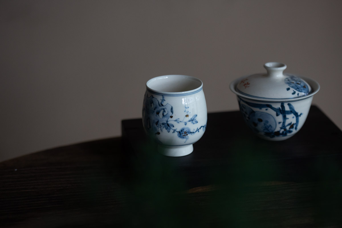 gilded qinghua teacup pomegranate 5 25 8 | BITTERLEAF TEAS