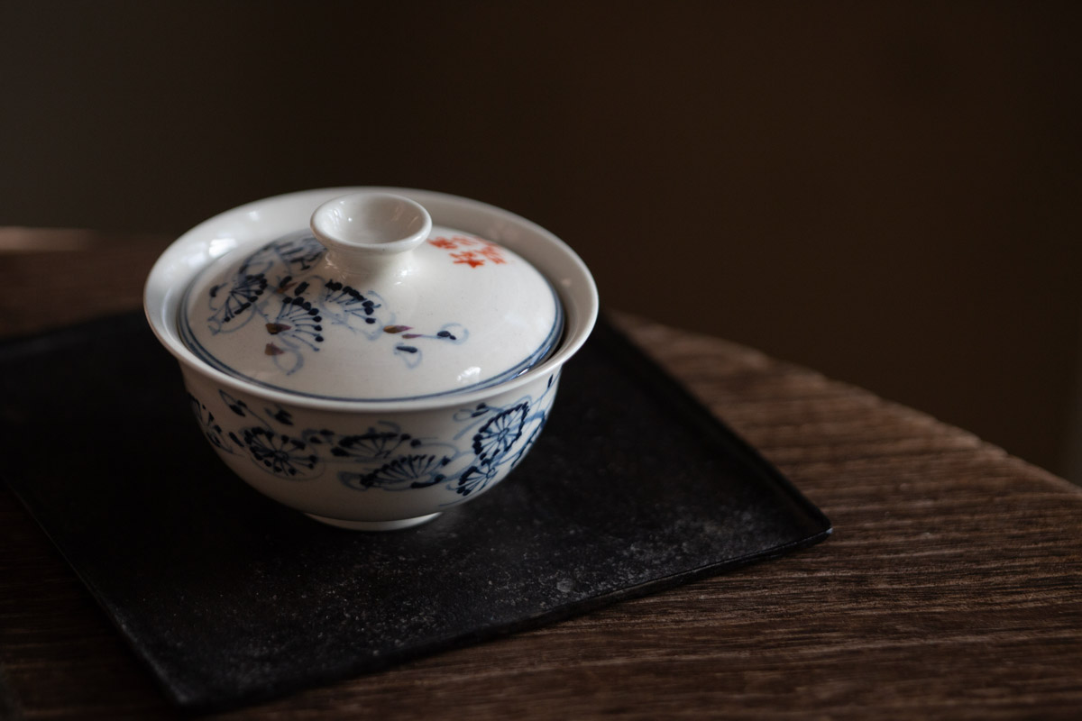 gilded quinghua gaiwan plum blossom 7 | BITTERLEAF TEAS gilded quinghua gaiwan plum blossom 7 | BITTERLEAF TEAS