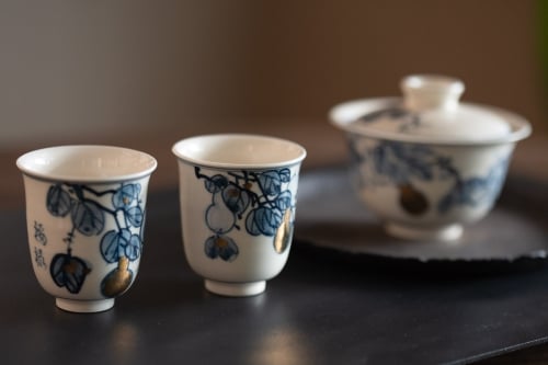 Gilded Qinghua Teacup - Hulu