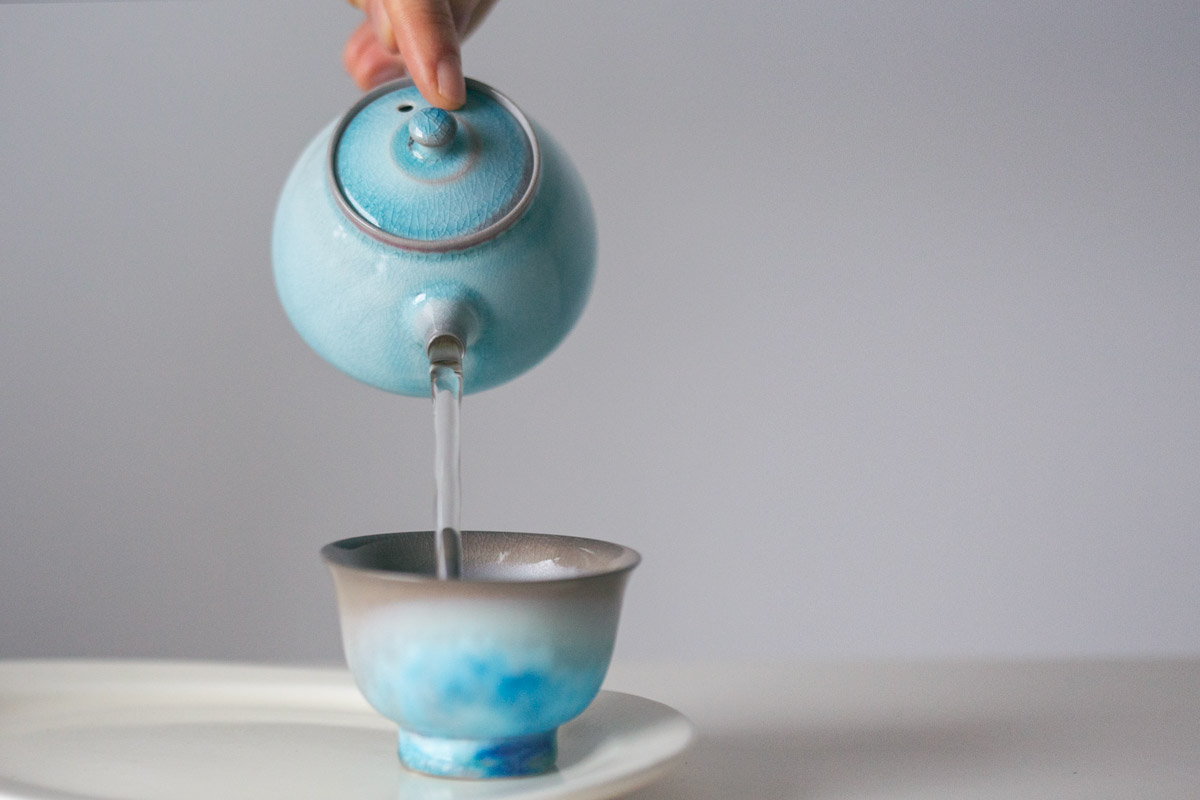 chameleon soda ash wood fired teapot i 11 25 14 | BITTERLEAF TEAS