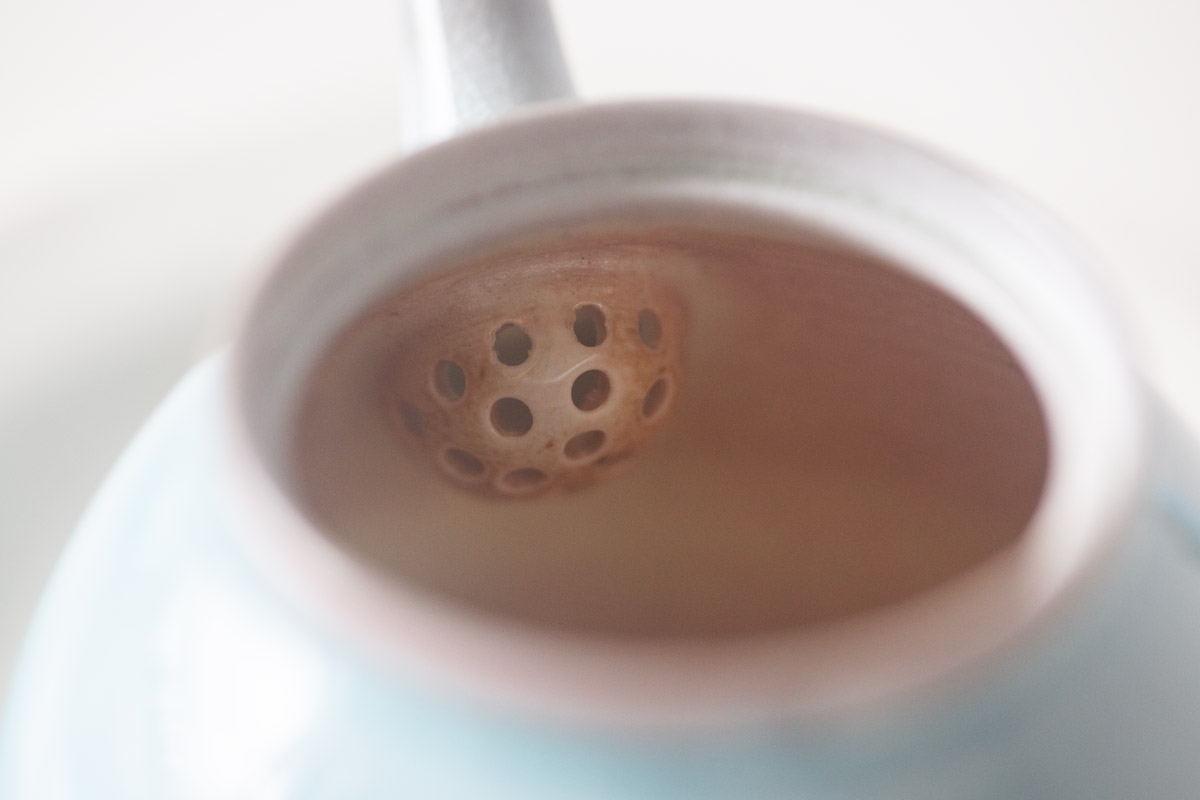 chameleon soda ash wood fired teapot i 11 25 7 | BITTERLEAF TEAS