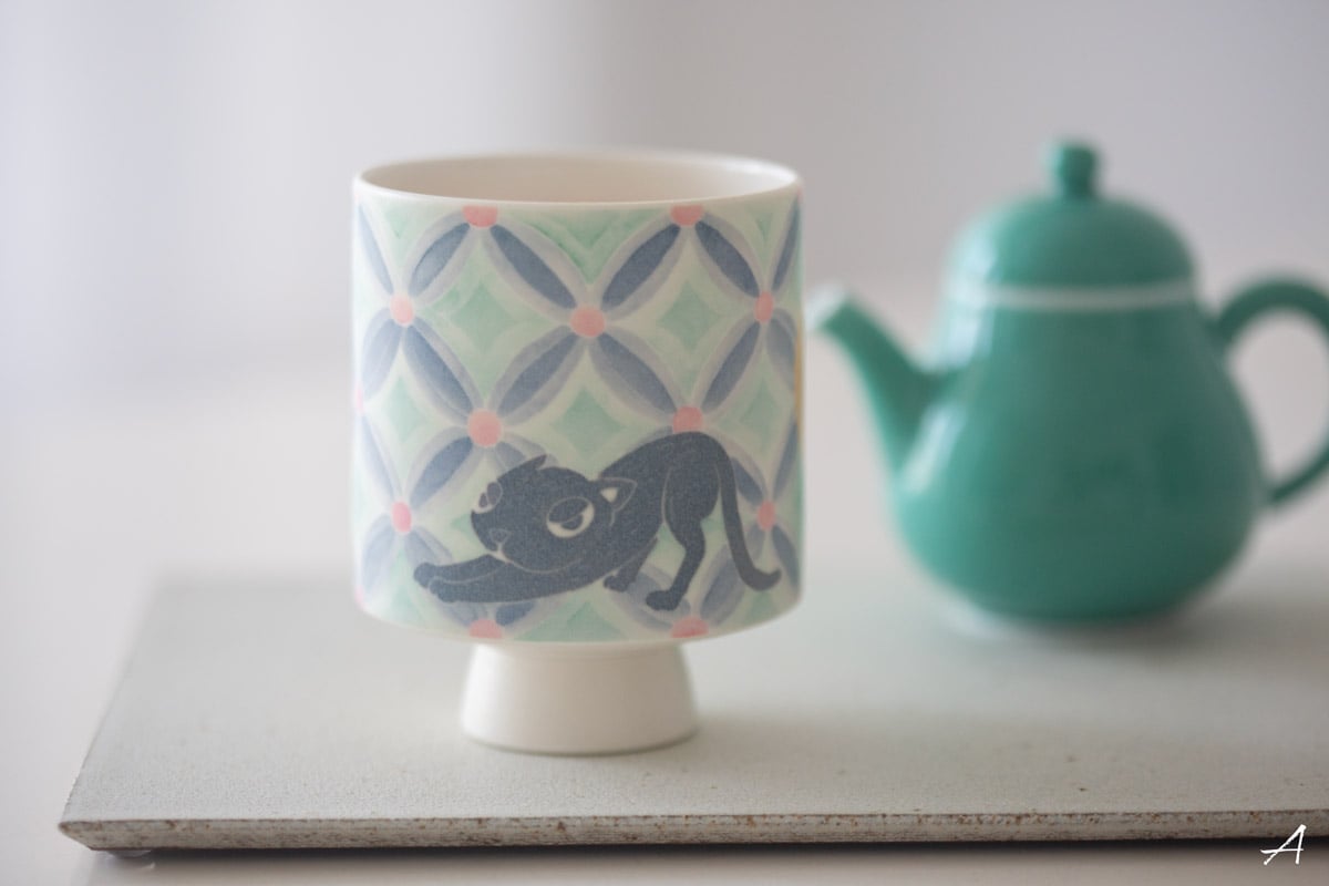 easter egg handwarmer teacup 8 | BITTERLEAF TEAS