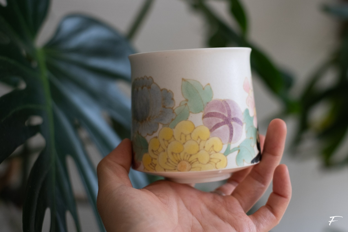 hide seek handwarmer teacup 24 | BITTERLEAF TEAS