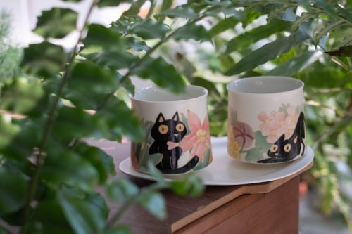 Hide & Seek Handwarmer Teacup