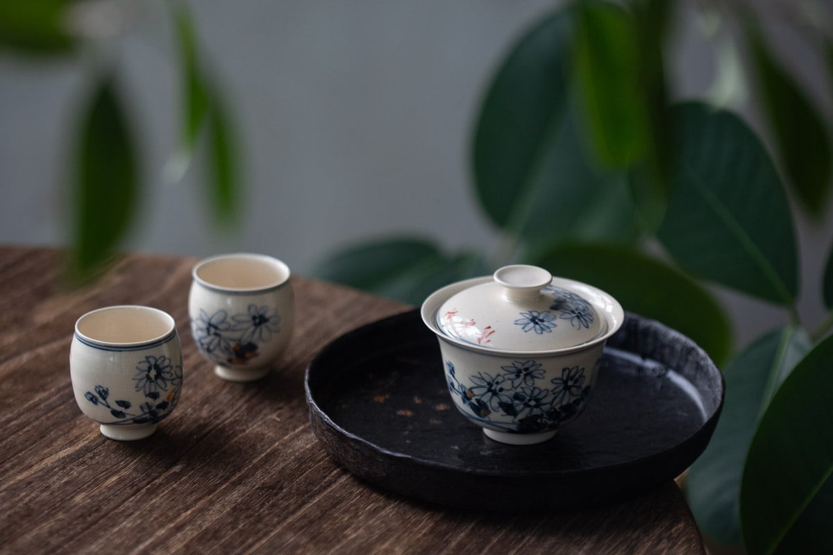 gilded qinghua gaiwan flowers 3 | BITTERLEAF TEAS gilded qinghua gaiwan flowers 3 | BITTERLEAF TEAS