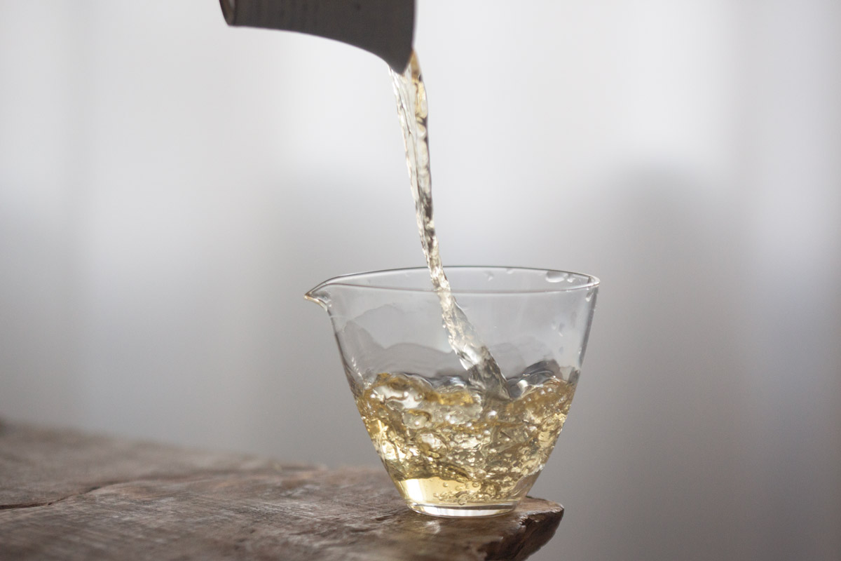 plum beauty 2025 spring mengsong organic raw puer tea 8 | BITTERLEAF TEAS