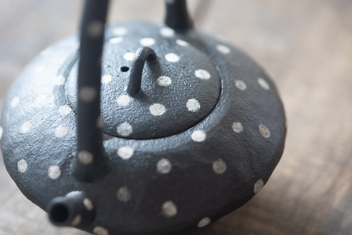 yayoi tiliang teapot night 10 | BITTERLEAF TEAS yayoi tiliang teapot night 10 | BITTERLEAF TEAS