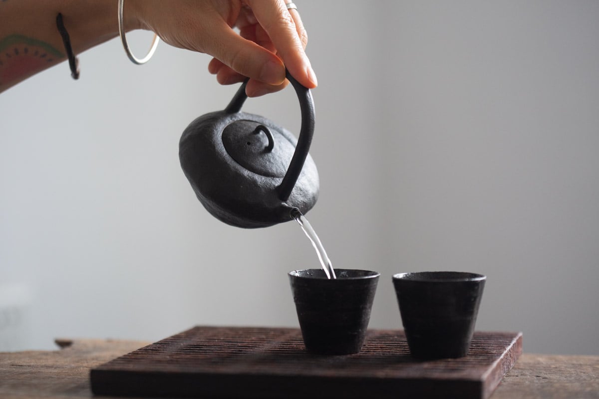 yayoi tiliang teapot shadow 6 | BITTERLEAF TEAS