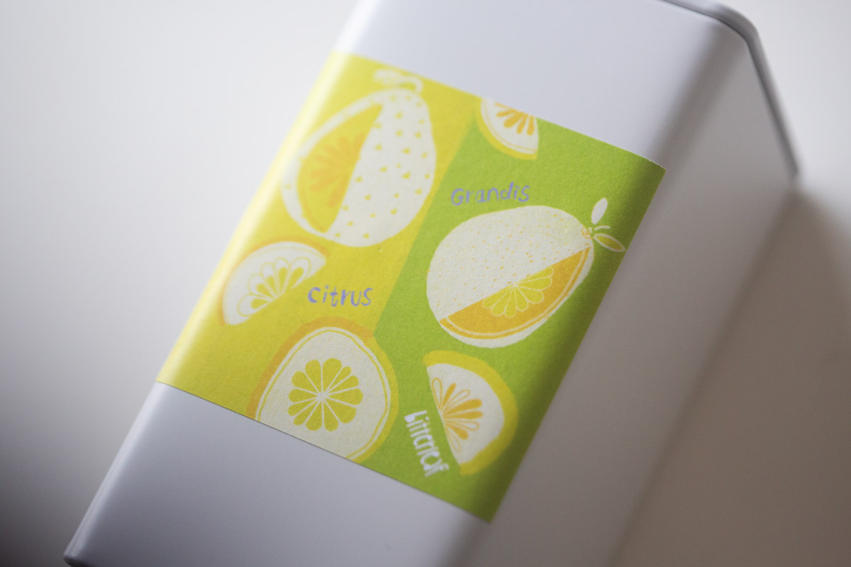 citrus grandis 2025 spring youhua xiang dancong oolong tea 2 | BITTERLEAF TEAS