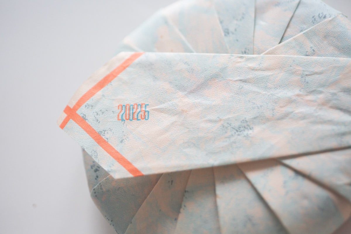 night day 2025 white tea black tea blend 2 | BITTERLEAF TEAS