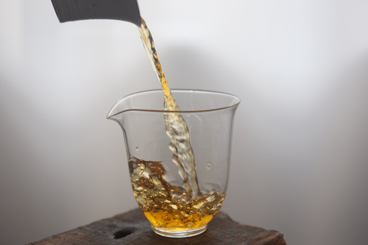 night day 2025 white tea black tea blend 5 | BITTERLEAF TEAS