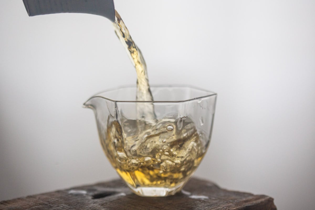 tiger sniffs the rose 2025 naka white tea 8 | BITTERLEAF TEAS tiger sniffs the rose 2025 naka white tea 8 | BITTERLEAF TEAS