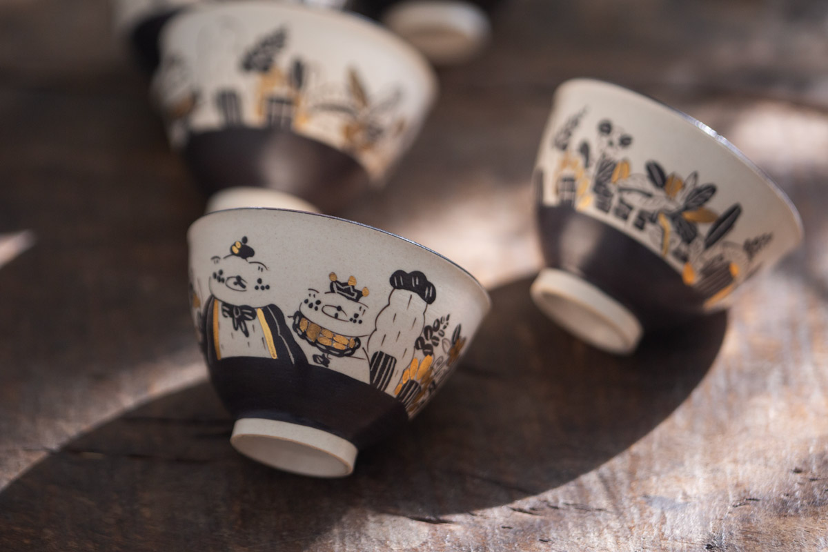 bear hug teacup 5 | BITTERLEAF TEAS