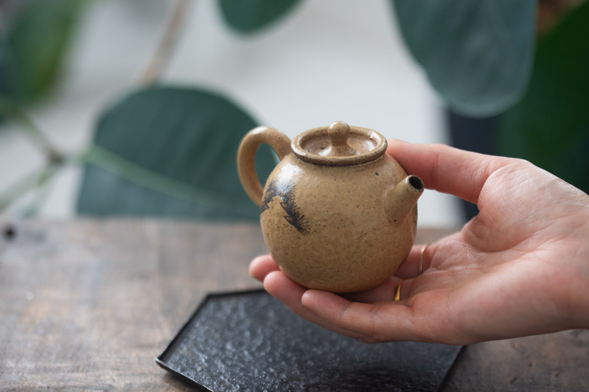 repose teapot tan 9 | BITTERLEAF TEAS repose teapot tan 9 | BITTERLEAF TEAS