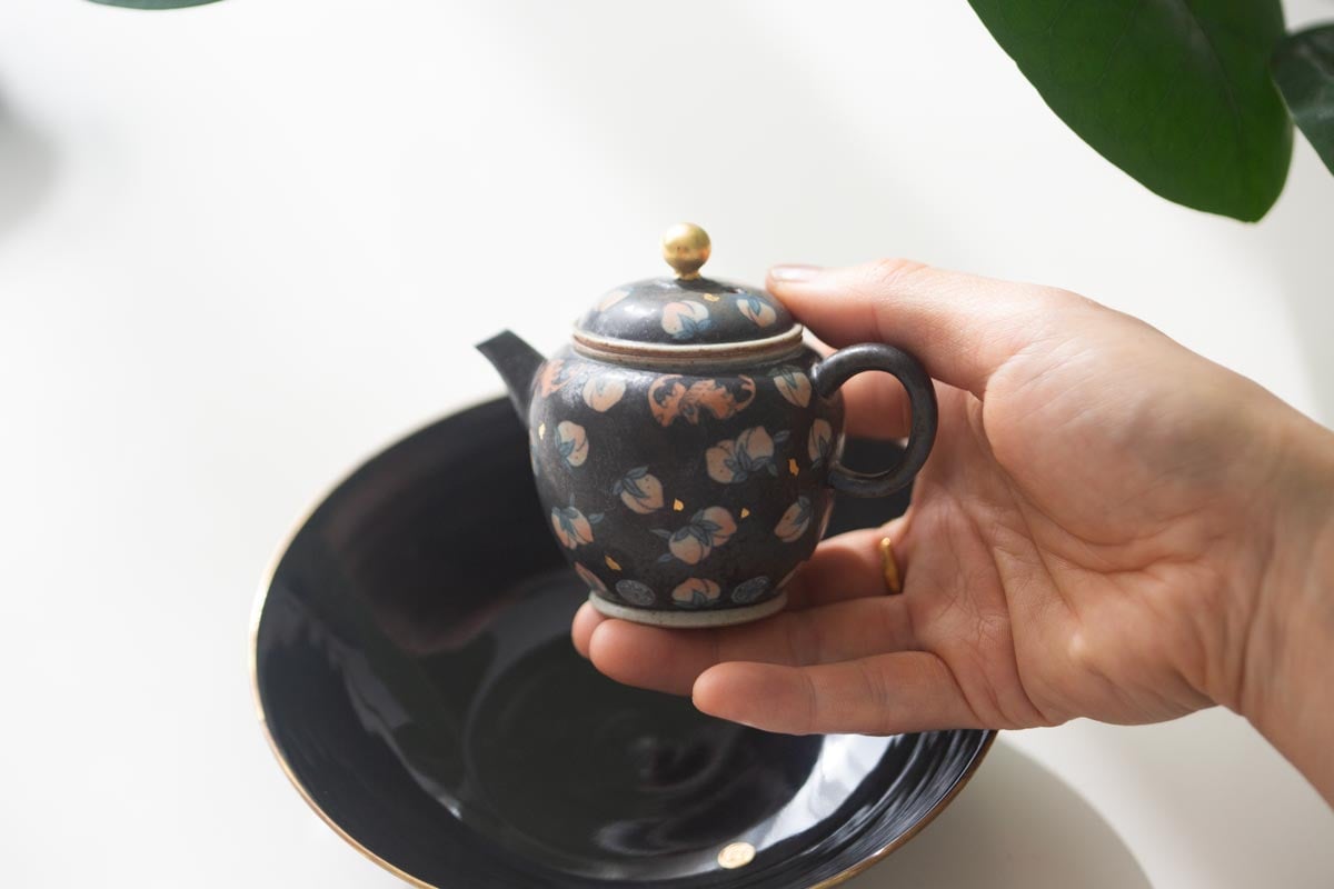 good omen teapot peach bat 12 | BITTERLEAF TEAS