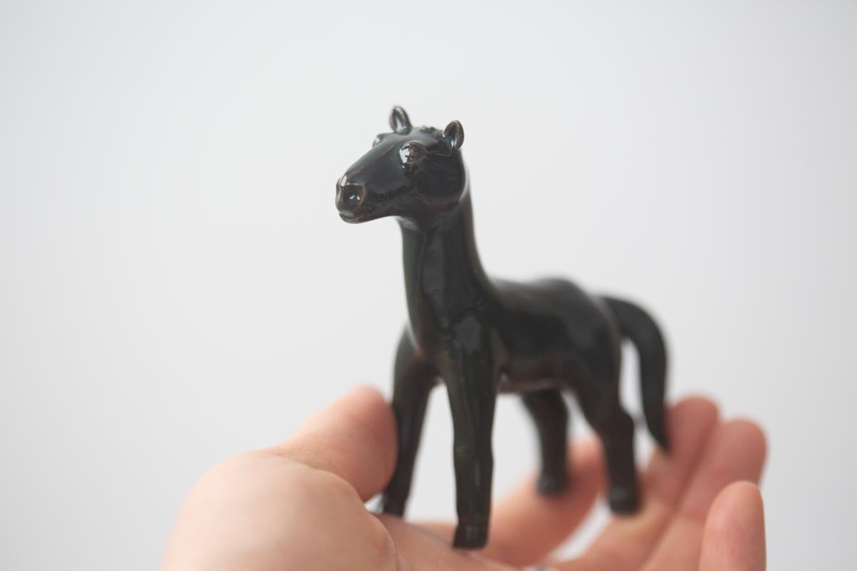 horsing around tea pet 15 | BITTERLEAF TEAS horsing around tea pet 15 | BITTERLEAF TEAS