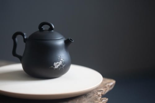Natural Habitat Jianshui Zitao Teapot - Camellia
