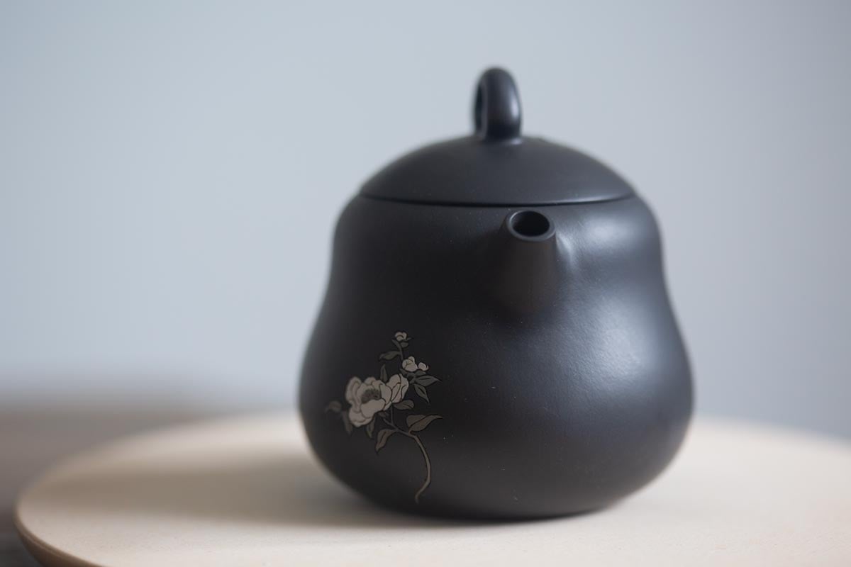 natural habitat jianshui zitao teapot camellia 6 | BITTERLEAF TEAS