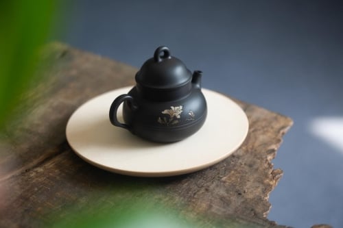 Natural Habitat Jianshui Zitao Teapot - Magnolia