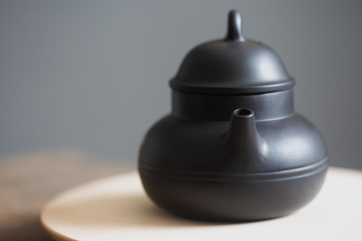 natural habitat jianshui zitao teapot magnolia 6 | BITTERLEAF TEAS natural habitat jianshui zitao teapot magnolia 6 | BITTERLEAF TEAS
