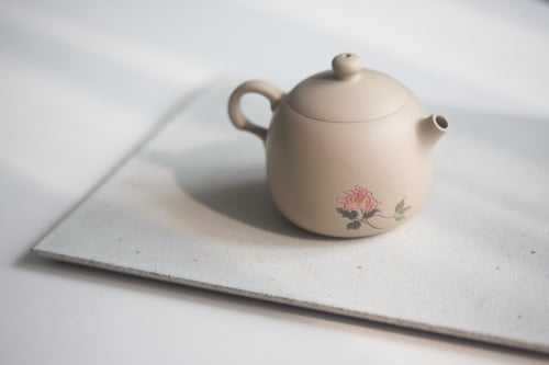 Natural Habitat Jianshui Zitao Teapot - Peony