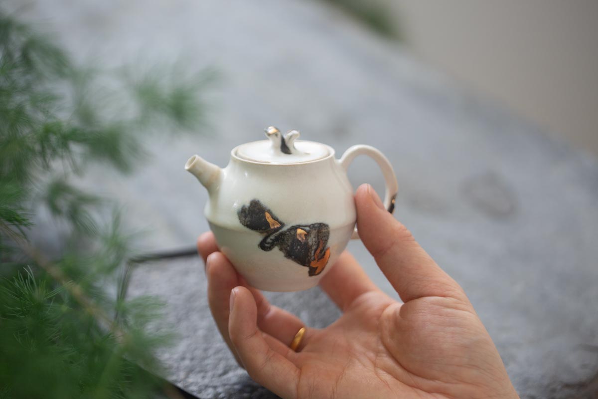 ray of light teapot 11 | BITTERLEAF TEAS