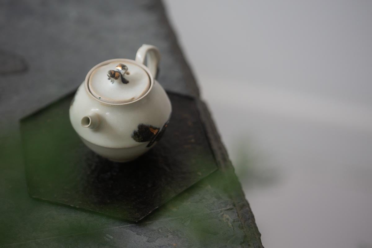 ray of light teapot 4 | BITTERLEAF TEAS