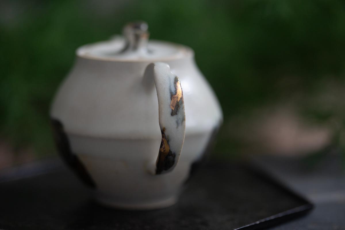 ray of light teapot 9 | BITTERLEAF TEAS
