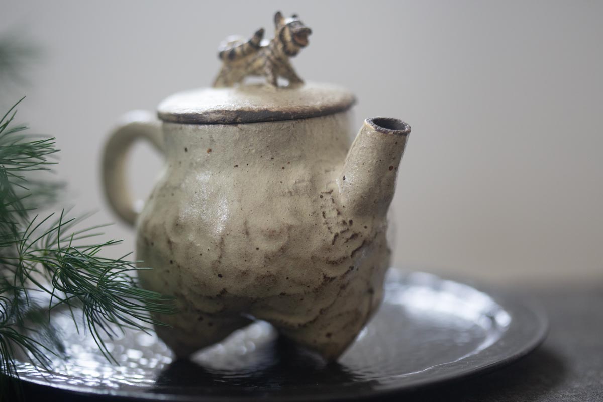 buddy 3 legged teapot tiger 10 | BITTERLEAF TEAS buddy 3 legged teapot tiger 10 | BITTERLEAF TEAS