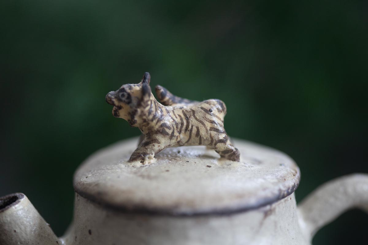 buddy 3 legged teapot tiger 7 | BITTERLEAF TEAS buddy 3 legged teapot tiger 7 | BITTERLEAF TEAS