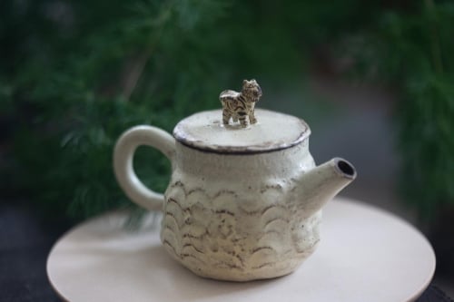 Buddy Teapot - Tiger Wave