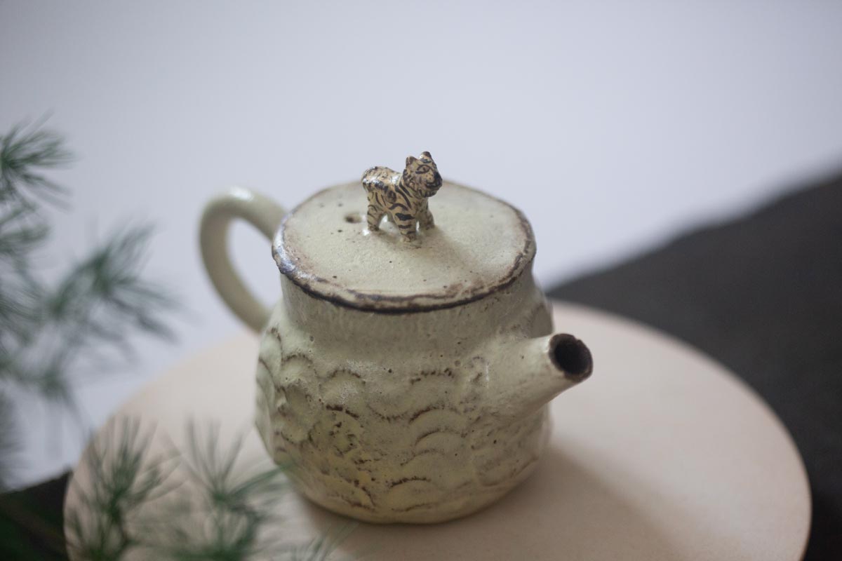buddy teapot tiger wave 10 | BITTERLEAF TEAS