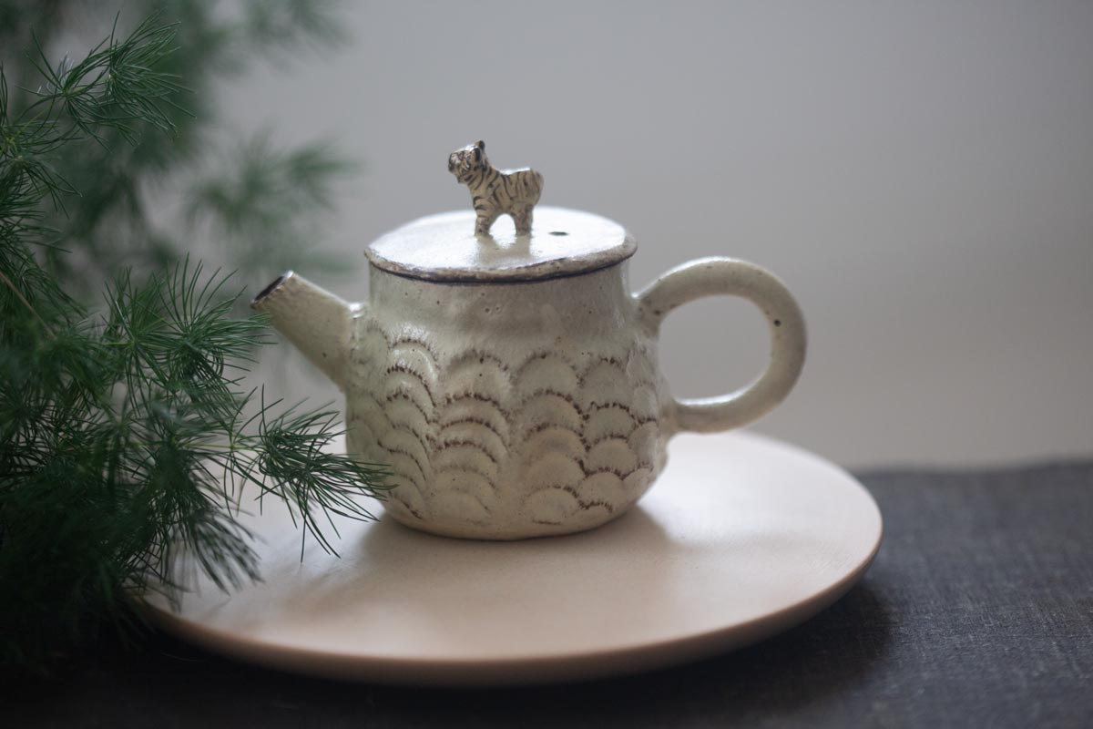 buddy teapot tiger wave 3 | BITTERLEAF TEAS