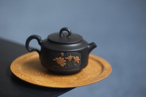 Natural Habitat Jianshui Zitao Teapot - Kapok Flower