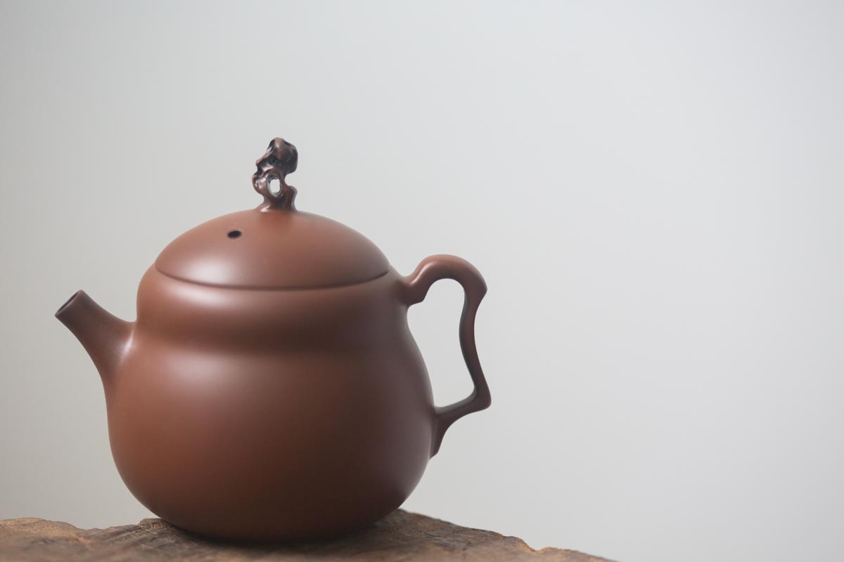 natural habitat jianshui zitao teapot kingfisher plum 2 | BITTERLEAF TEAS