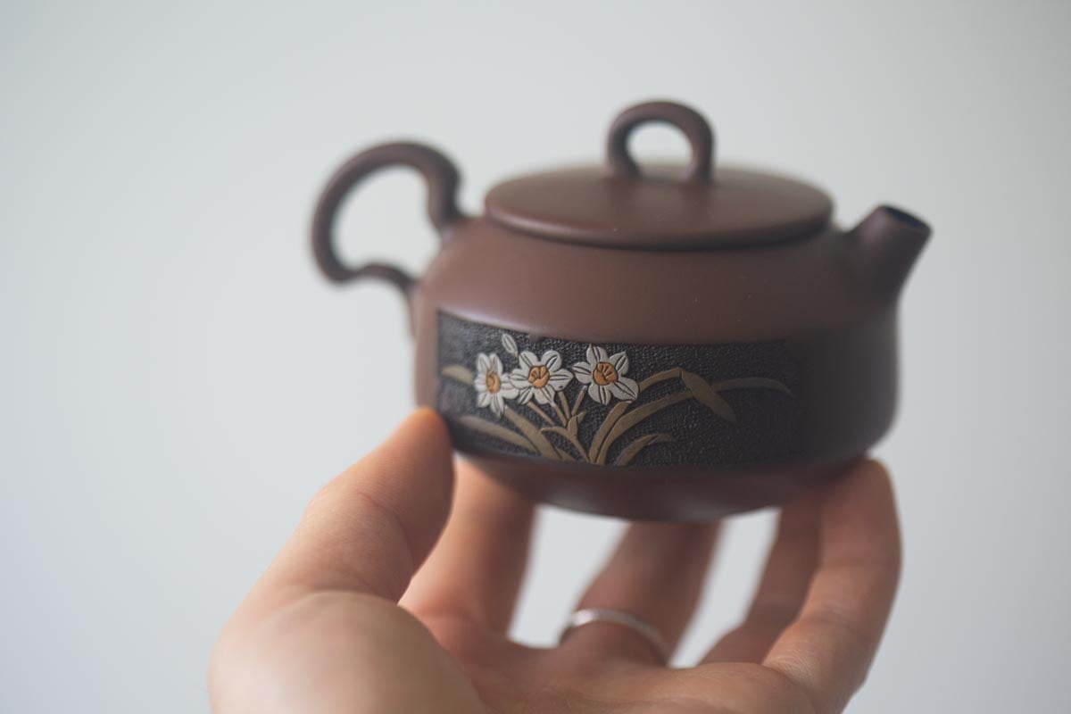 natural habitat jianshui zitao teapot red narcissus 6 | BITTERLEAF TEAS natural habitat jianshui zitao teapot red narcissus 6 | BITTERLEAF TEAS