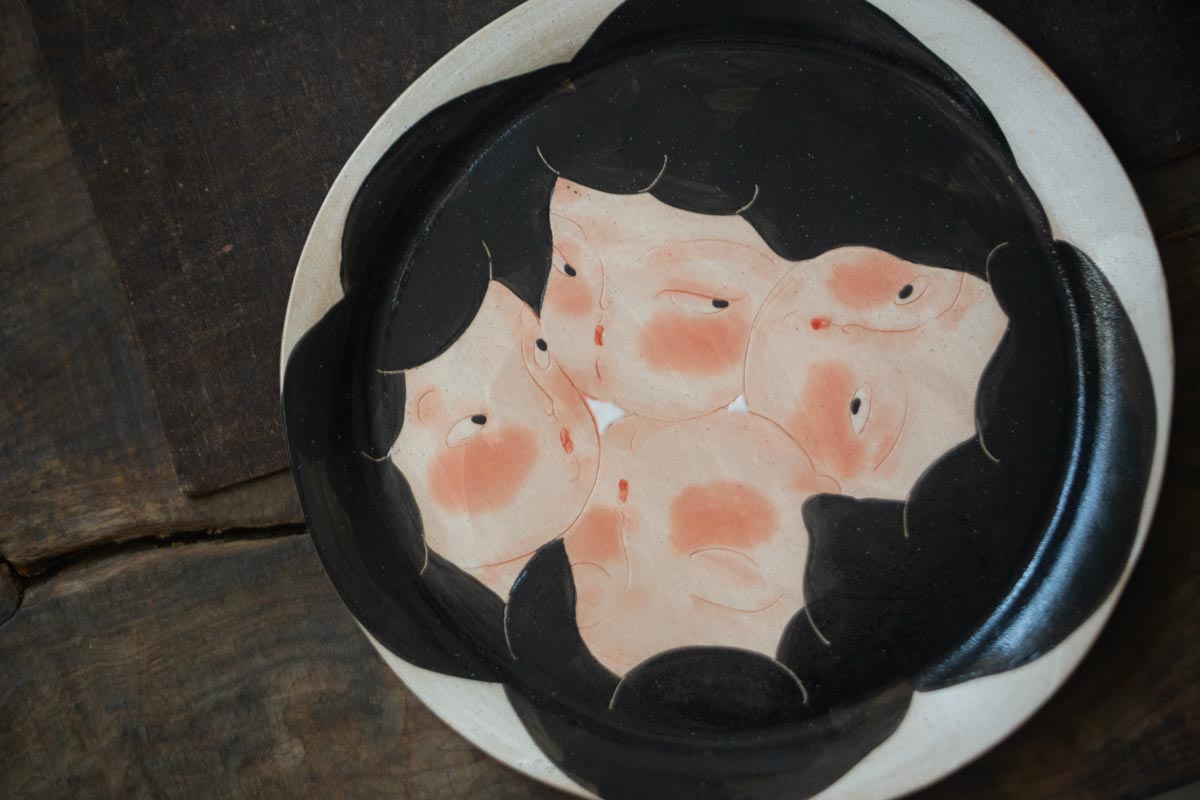 gossip tea tray round 9 26 6 | BITTERLEAF TEAS