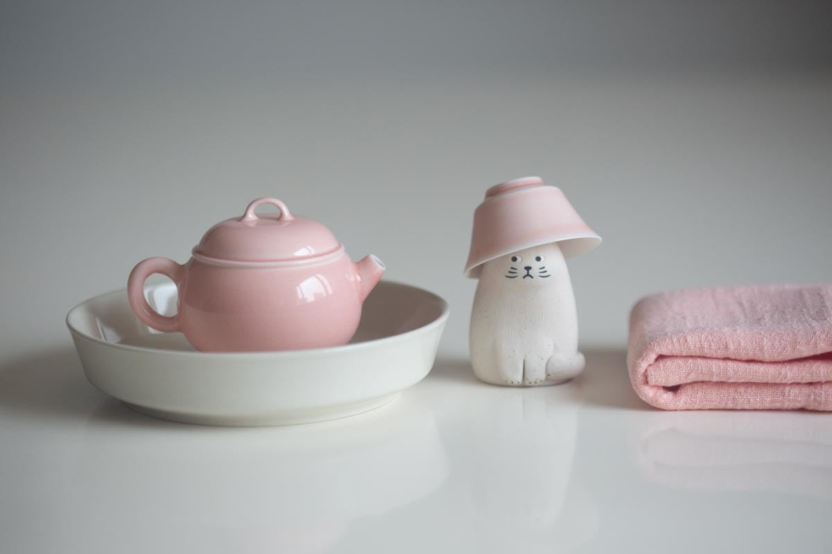 lucid blush mochi teapot 9 26 3 | BITTERLEAF TEAS