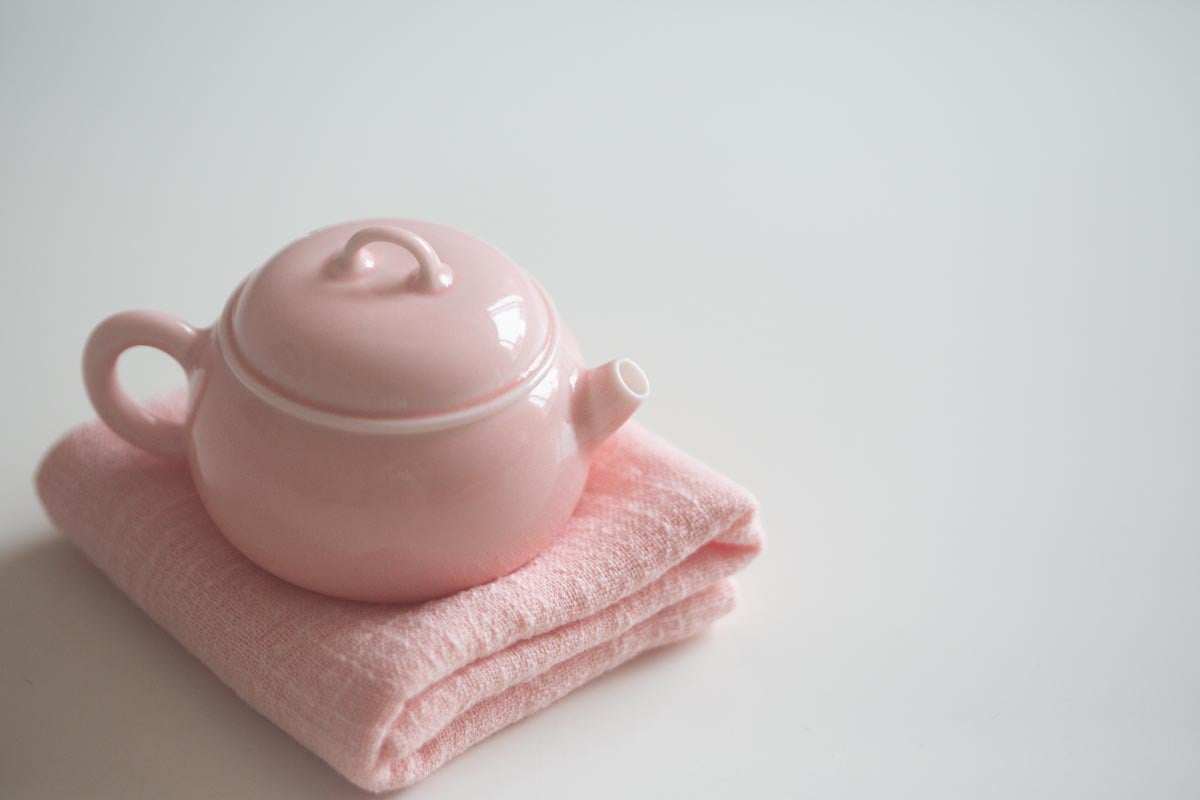 lucid blush mochi teapot 9 26 6 | BITTERLEAF TEAS