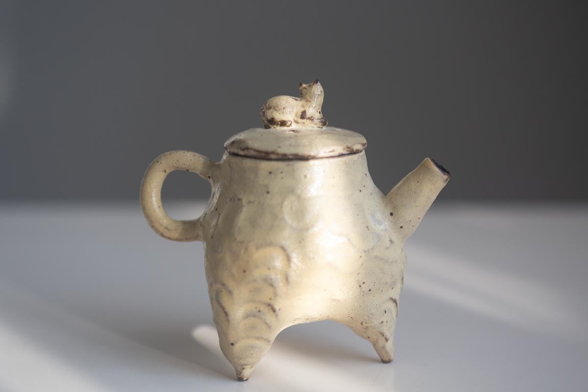 buddy teapot cat 10 26 8 | BITTERLEAF TEAS