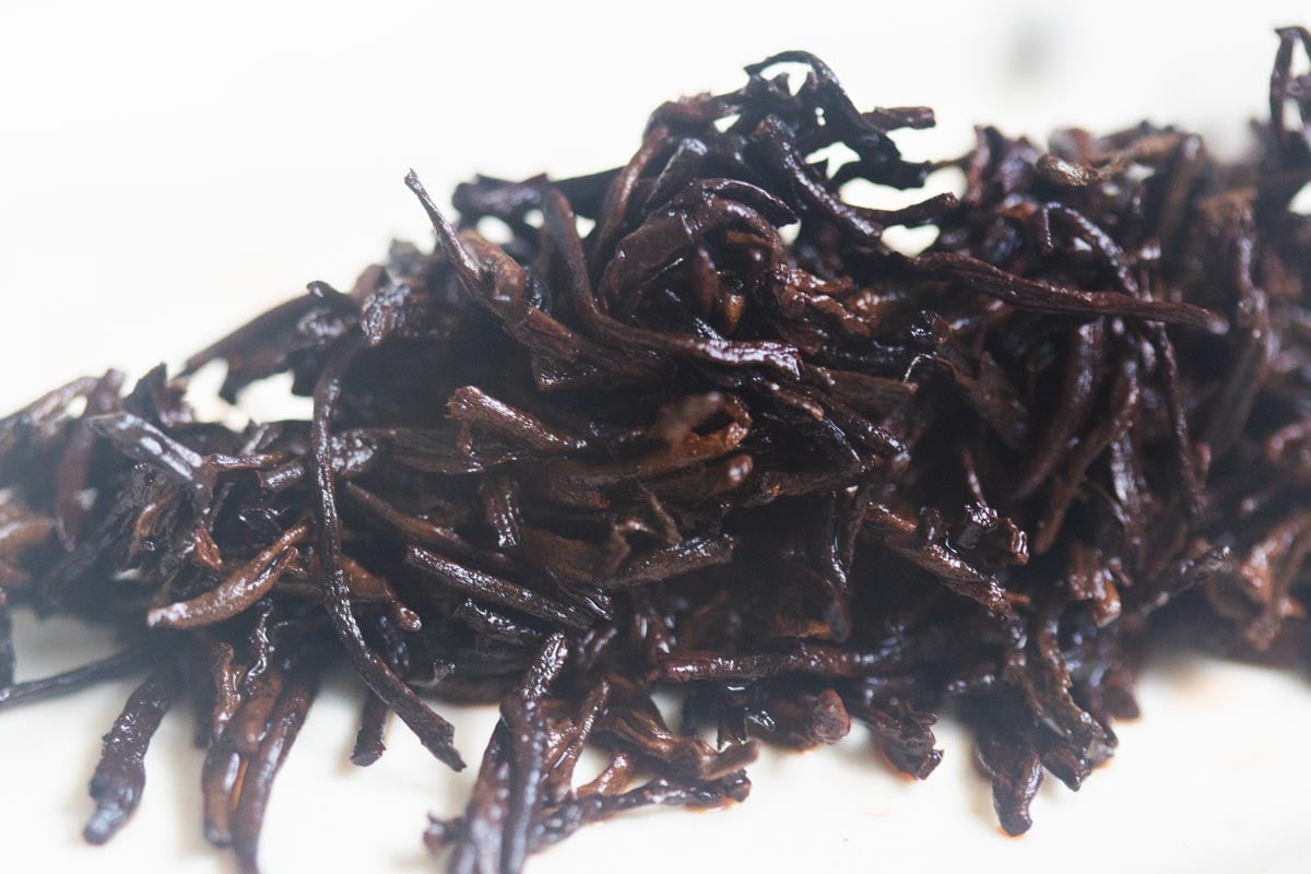 giant cookie premium 2021 organic ripe puer 10 26 9 | BITTERLEAF TEAS