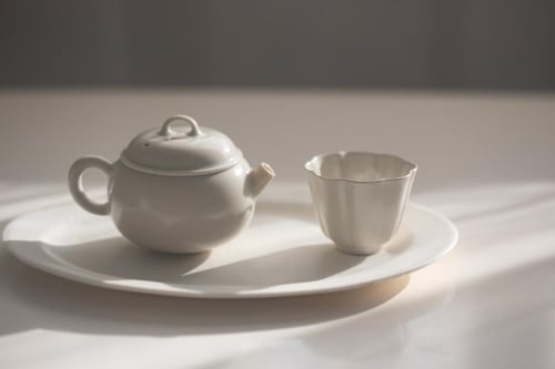 Lucid Mochi Teapot